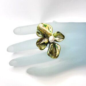 Green Shell with Freshwater Pearl Bead Asymmetric Flower Adjustable Ring